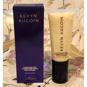 Kevyn Aucoin Glass Glow Face - Color: Solar Quartz